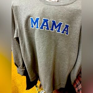 Beautiful gray sweater for MAMA !!